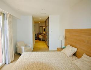 Charming 2-Bedroom Apartment in Théoule-sur-Mer with Swimming Pool Access