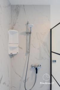 Namas su PRIVAČIU BASEINU ir JACUZZI!