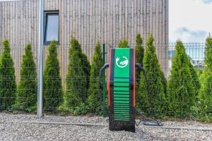 Namas su PRIVAČIU BASEINU ir JACUZZI!