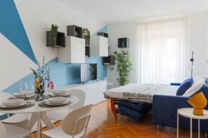 The Best Rent - Colorful Apartment in Central Station