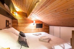 Maisons de vacances Slow Chalet MtBlanc Soleil Ski-inout Nice View Balcony Elevator Parking : photos des chambres