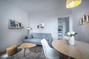 YD stunning terrace on the Accademia