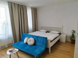 Prechodná stanica - Hronec