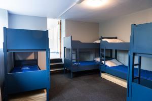 Weirside, Chapel Stile