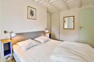 Maisons de vacances Ancienne Forge avec son jardin a 2 pas de la plage : photos des chambres