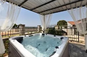 Casa Castelliere 2354 - Rošini