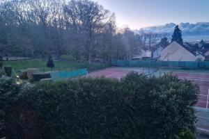 Appartements Appartement spacieux a Vaujours, vue sur le jardin : photos des chambres