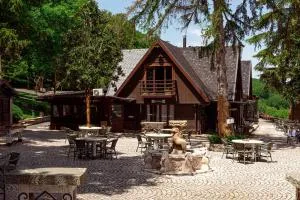 拉瑟拉农庄酒店 - Querquetula