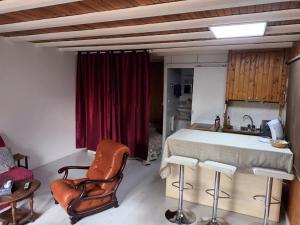 Appartements Gites de la Verne : Studio