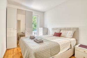 Two-bedroom apartment with sea view