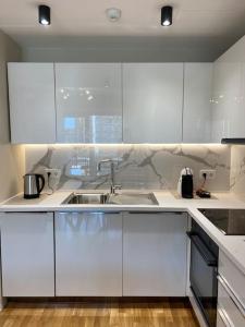 Diamond of Skopje - Limak, New, Cozy, Modern Central Flat