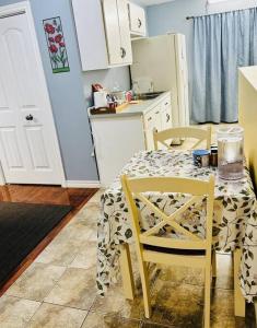 Cozy Basement Apartment in East Saint John