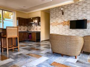 SUN n SAND BEACH RESORT