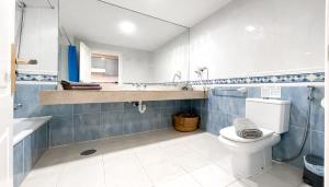 B-Rent Casa Angela pool view