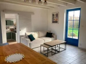 Grand gîte Ô joli Albizia - Maison avec studio indépendant et spa privatif pour 8 à 10 personnes - Corpe