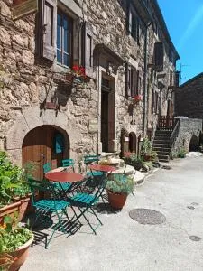 The Tavern - Comprégnac