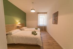 Villa Monari Apartment with Mountain View