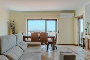 Ericeira Sea and Soul - Pool and Sea View