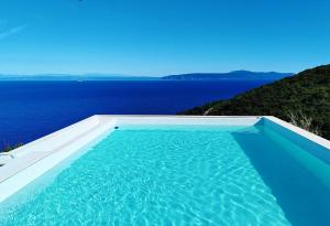 Villa Sea level with BEAUTIFUL VIEW, Medveja 