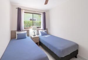 Pacific Sunset Ground Unit Condo across the beach