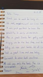 Kurren tupa linnunlaulun keskellä, saunomismahdollisuus