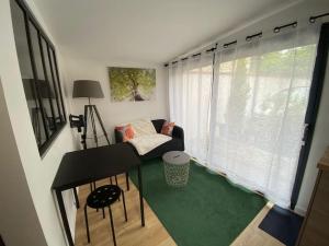 Maisons de vacances Cozy maisonette in Versailles 15 min from Paris : photos des chambres
