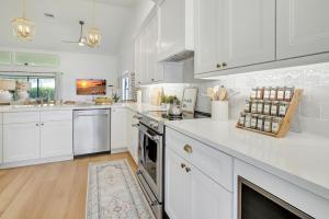 Luxury Privacy and Close to Beach