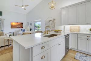 Luxury Privacy and Close to Beach