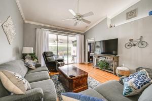 Charming Naples Getaway with Pool Less Than 5 Mi to 5th Ave!