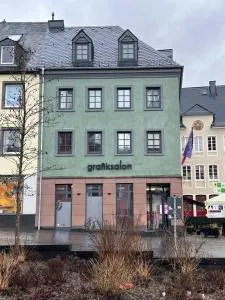 Schöne Ferienwohnung im Herzen von Prüm - 弗莱灵恩