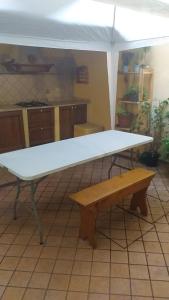 in CENTRO con cortile esterno