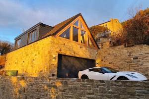 Luxury 1 Bed Coach House