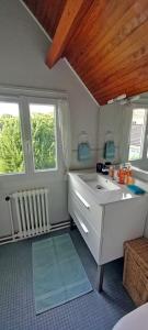 Chambre spacieuse avec jardin