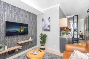 Exclusive Apartment, Ellipse