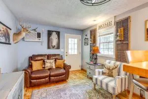 7 Mi to Carters Lake Cabin with Pond and Pedal Boat! - Dalton