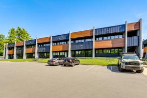 Modern Nashville Condo 5 Mi to Downtown!