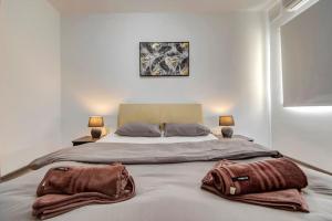 Modern Penthouse Near Gzira Seafront