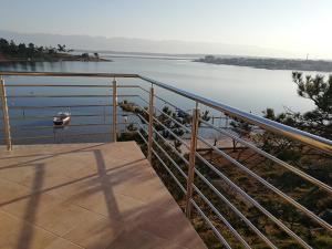 Apartment in Nin with sea view, terrace, air conditioning, Wi-Fi (4868-3) 