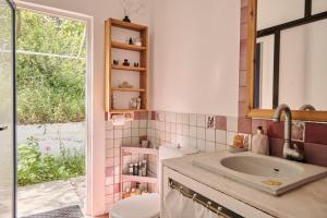 Pitsimenti Center for Peace, private boat - sea access and closest point to Marathonisi island