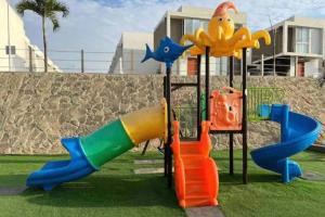 Casa familiar cerca a la playa