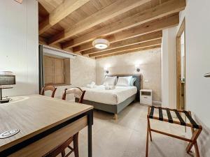 Villas Deux gites a la campagne 14 pers piscine jacuzzi : photos des chambres