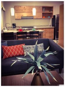 Terraria No 2 New Fully Furnished Condo Well Locataed