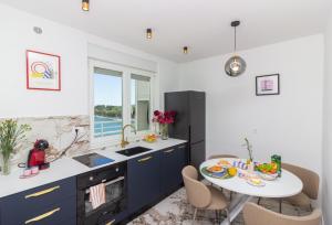 Sea view Mia apartment just renovated