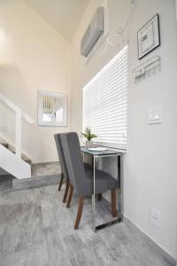 Boutique beach loft- UNIT 2