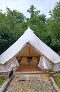 Little Wood bell tent - Redforge Cross Roads
