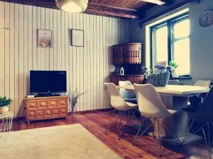 DOMEK Trzynastka - Bielice