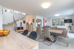 Panorama Seaview Kolomban - Happy Rentals 