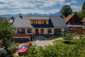 Gazdov dvor - Vyšný Kubín