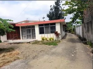 Villa Completamente amueblada - Balzar