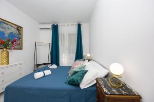 Apartment Metro San Paolo -Air Conditioning-WIFI-TV55"- 9 minutes from the Colosseo